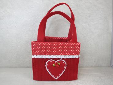 Stofftasche rot mit Herz für Deko oder Geschenkverpackung