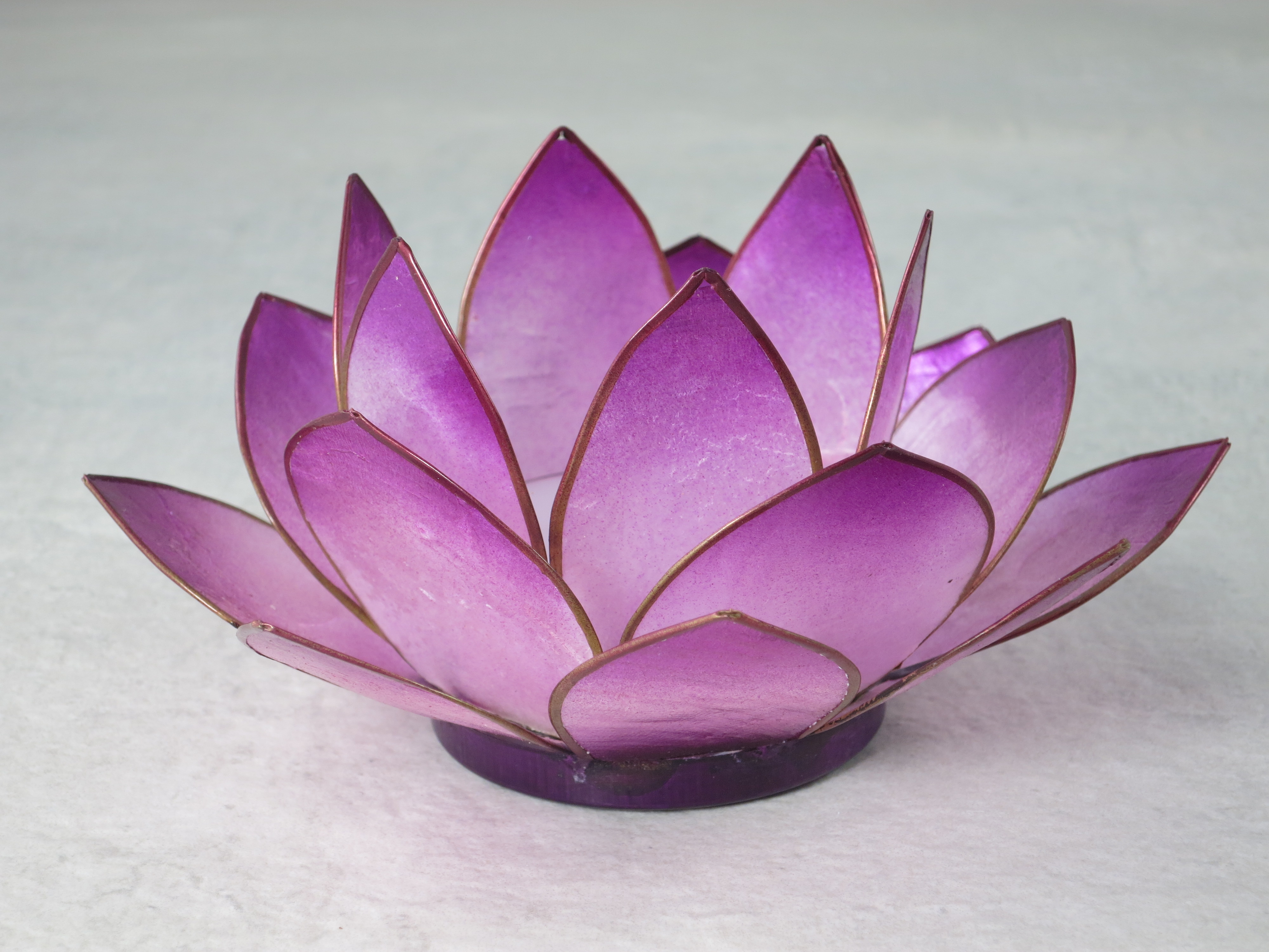 Lotus-Licht Abenddämmerung lavendel   Teelichthalter