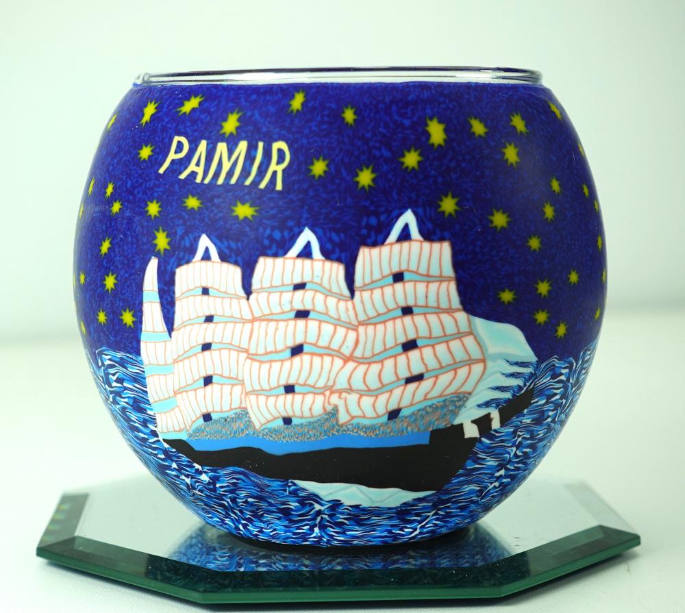 Leuchtglas Nr. 109472, Künstlermotiv Schiffe, Pamir blau, Windlicht
