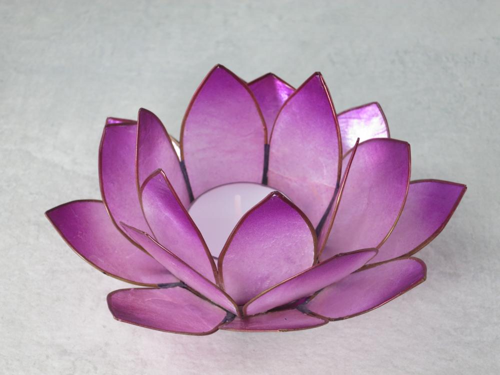 Lotuslicht, Lotusblüte als Teelichthalter, Farbe lila, Windlicht